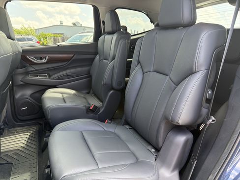 Used 2023 Subaru Ascent Touring AWD/4WD image 28