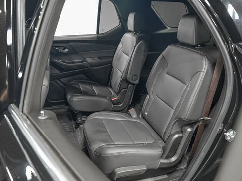 Used 2023 Chevrolet Traverse LT w/ LPO, Floor Liner Package image 27