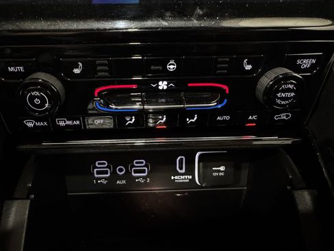 Used 2023 Jeep Grand Cherokee 4WD 4xe image 35