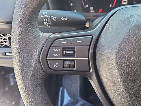 Certified 2023 Honda Accord LX image 18