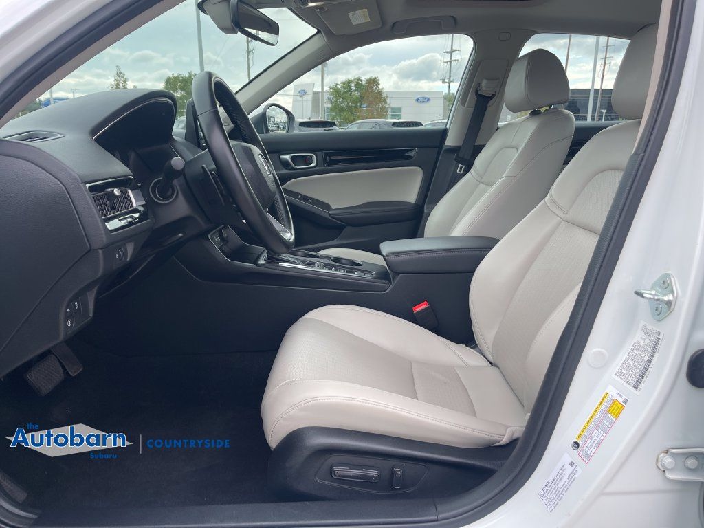 Used 2023 Honda Civic Touring image 9