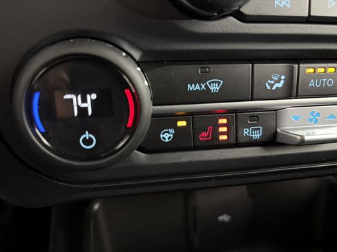 Used 2023 Ford Bronco Wildtrak image 23