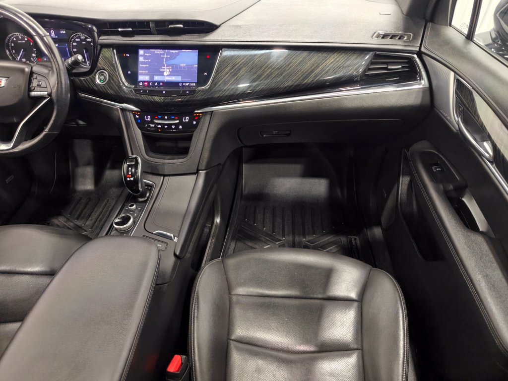 Used 2020 Cadillac XT6 Premium Luxury AWD/4WD image 27