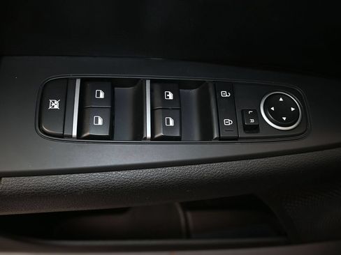 Used 2024 Kia Forte LXS FWD image 11