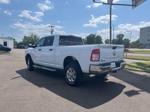 Used 2024 RAM 2500 Big Horn w/ Off Road Package AWD/4WD image 5