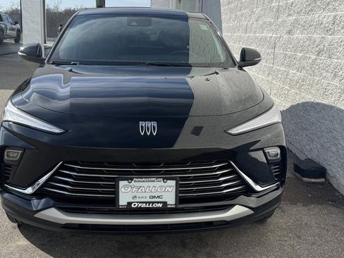 Used 2024 Buick Envista Preferred w/ Convenience I Package image 1