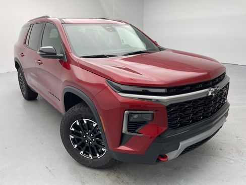 New 2025 Chevrolet Traverse Z71 image 4