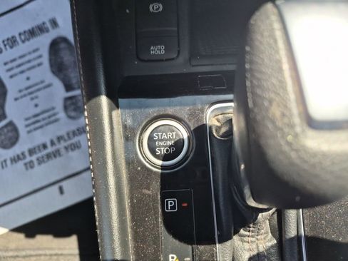Used 2021 Nissan Kicks SV FWD image 19