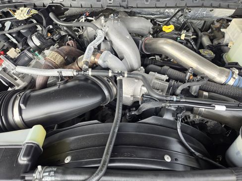 Certified 2023 Ford F350 XLT image 31