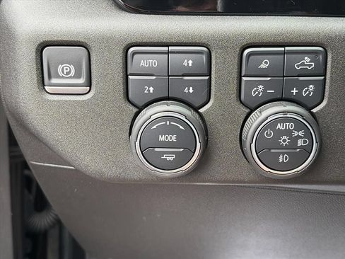 Used 2025 Chevrolet Silverado 1500 RST AWD/4WD image 24