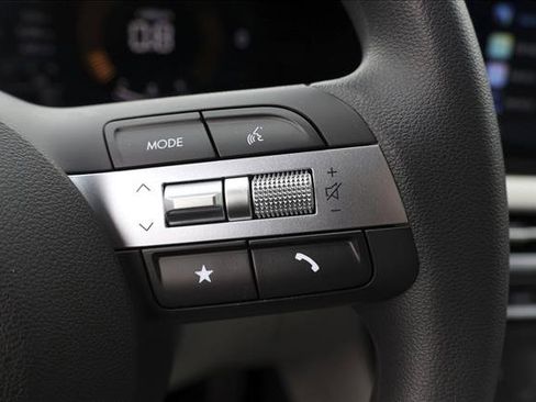 New 2026 Hyundai Tucson SEL image 16