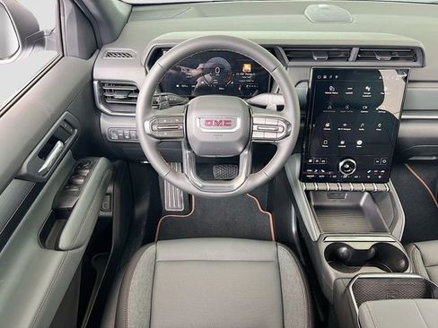 New 2026 GMC Terrain AT4 AWD/4WD image 16