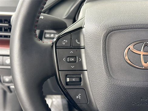 Certified 2025 Toyota Prius XSE image 17