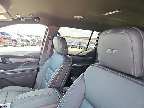 New 2026 Buick Enclave Sport Touring w/ Power Package image 11