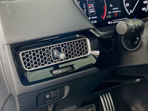 Used 2025 Honda Civic Sport image 10