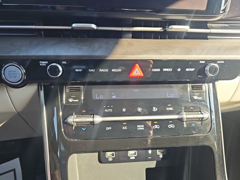 Used 2022 Kia Carnival SX FWD image 36