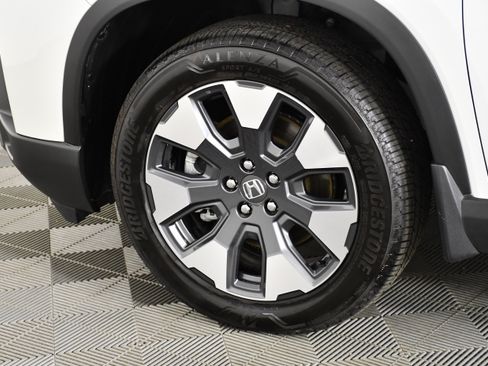Certified 2026 Honda Pilot Touring image 54