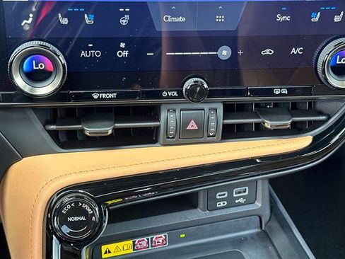 Used 2022 Lexus NX 350h AWD image 26