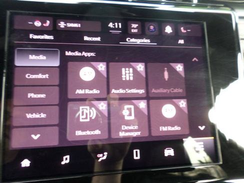 Used 2023 Jeep Grand Cherokee L Laredo image 13