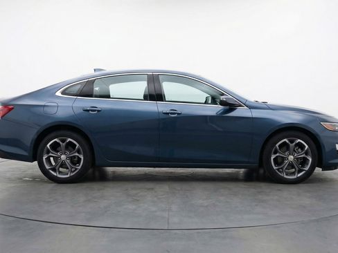 Used 2024 Chevrolet Malibu LT image 11