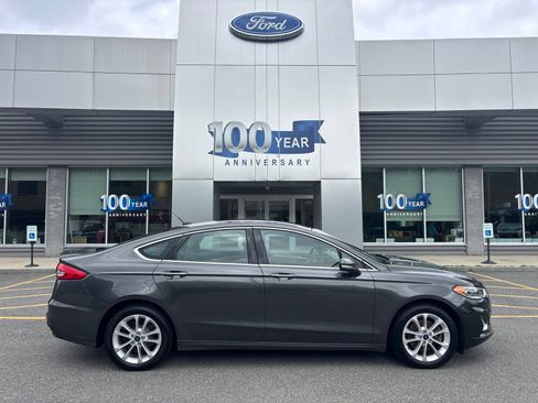 Certified 2019 Ford Fusion Energi Titanium FWD image 2