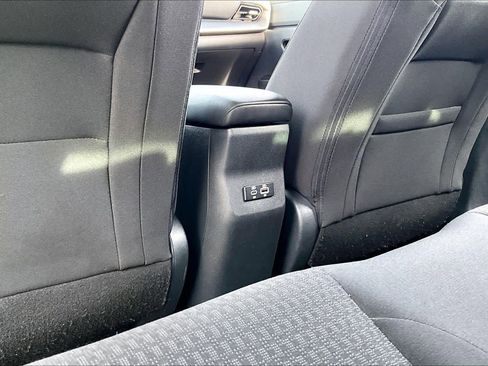 Used 2025 Nissan Kicks S w/ Charging Package image 61