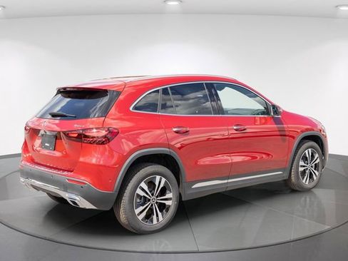 New 2026 Mercedes-Benz GLA 250 4MATIC image 9