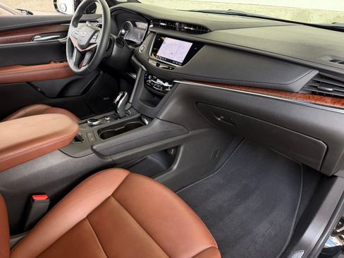 Used 2023 Cadillac XT5 Premium Luxury FWD image 19