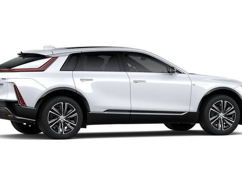 New 2026 Cadillac Lyriq Luxury AWD/4WD image 75