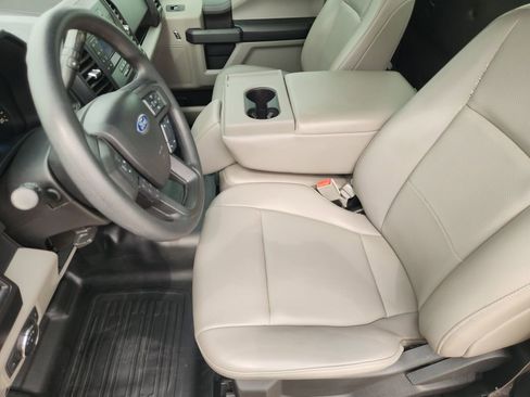 Used 2018 Ford F150 XL w/ Equipment Group 101A Mid image 15