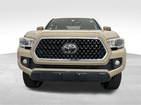 Used 2019 Toyota Tacoma TRD Off-Road image 10