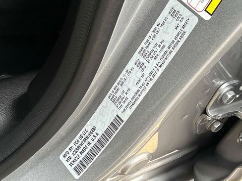 Certified 2024 RAM 1500 Limited w/ Body Color Bumper Group AWD/4WD image 24