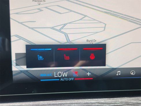 Used 2026 BMW X7 M60i image 17