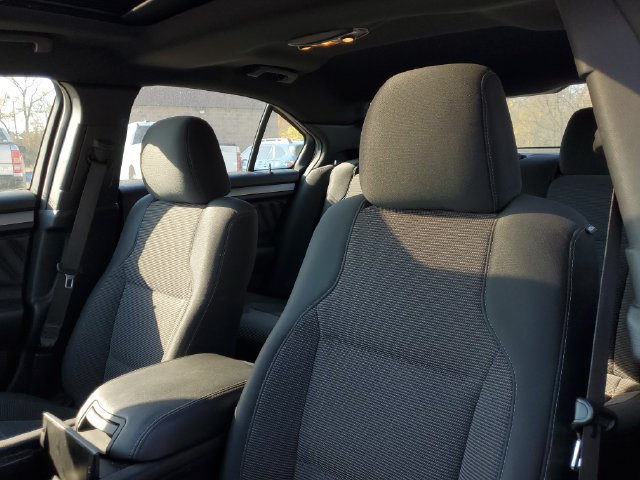 Used 2015 Ford Taurus SEL w/ Equipment Group 201A FWD image 10
