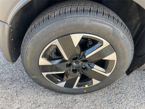 New 2026 Nissan Kicks SV w/ Cold Weather Package AWD/4WD image 23