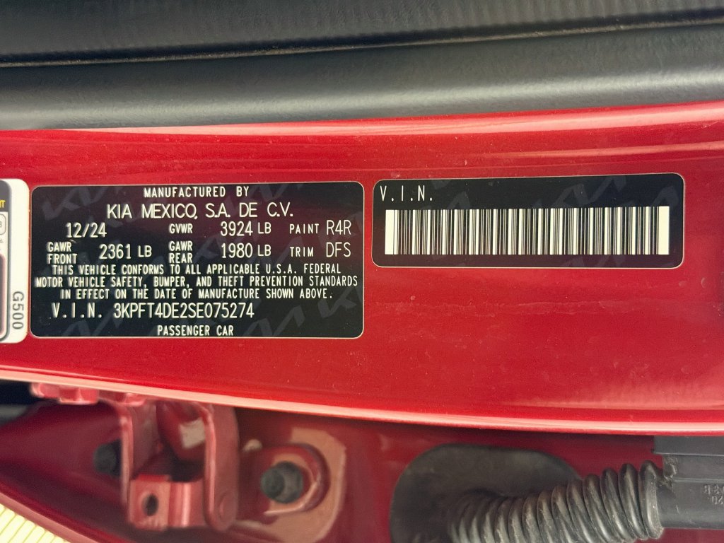 Used 2025 Kia K4 FWD image 33