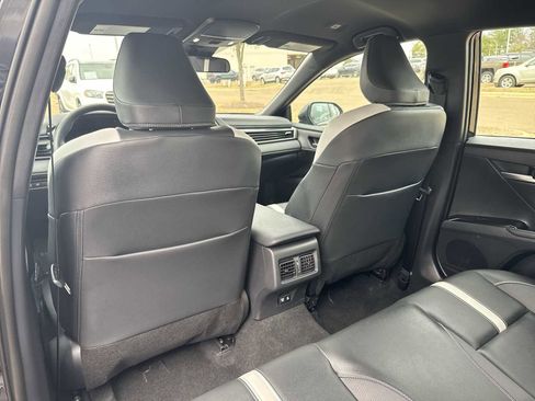 Used 2026 Toyota Camry SE image 15