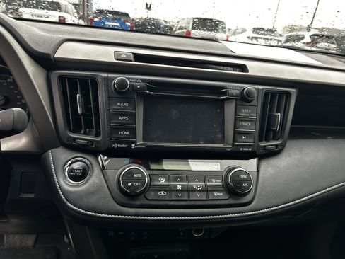 Used 2018 Toyota RAV4 XLE image 14