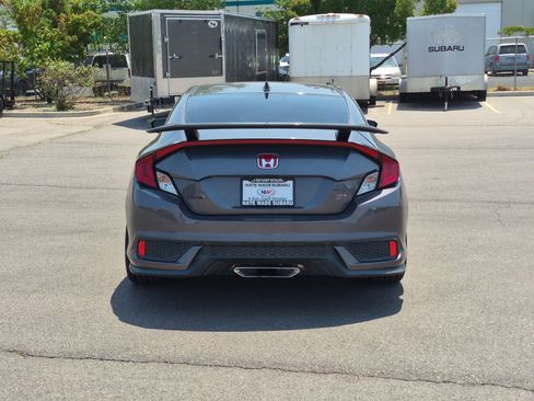 Used 2019 Honda Civic Si image 4