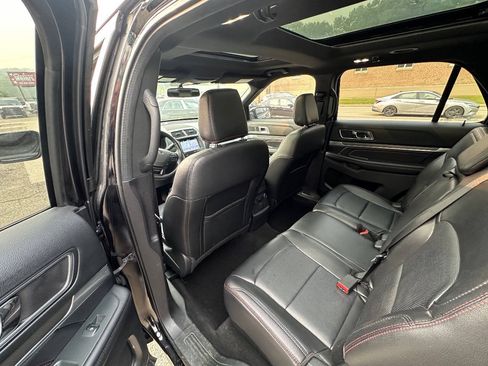 Used 2019 Ford Explorer Sport AWD/4WD image 13