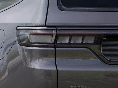 New 2026 Jeep Grand Wagoneer Limited AWD/4WD image 9