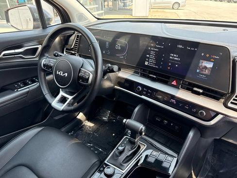Used 2024 Kia Sportage EX FWD image 34