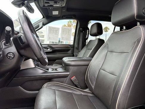 Used 2021 Chevrolet Tahoe Premier w/ Premium Package RWD image 23