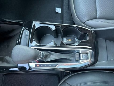 New 2026 Chevrolet Trax ACTIV w/ Sunroof Package FWD image 19