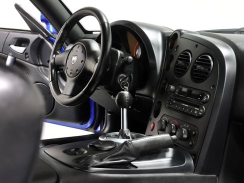 Used 2006 Dodge Viper SRT-10 RWD image 22