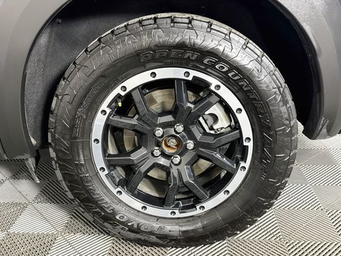 Used 2026 Nissan Pathfinder Rock Creek AWD/4WD image 35