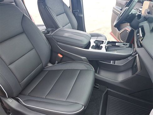 New 2026 Buick Enclave Sport Touring w/ Power Package image 10