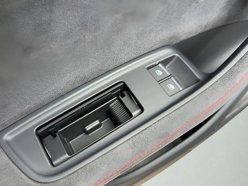 Certified 2025 Audi RS Q8 performance AWD/4WD image 40