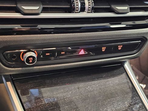 Certified 2023 BMW i4 eDrive35 RWD image 18