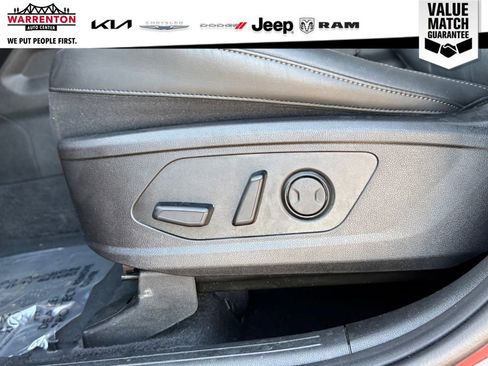 Used 2023 Kia Sorento SX image 17